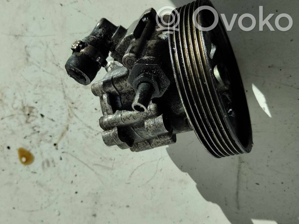 Citroen C5 Power steering pump 