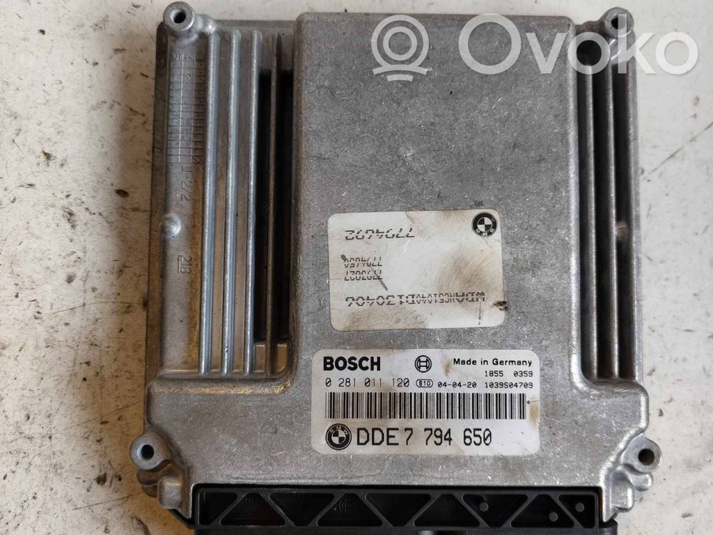 BMW 5 E60 E61 Engine control unit/module 