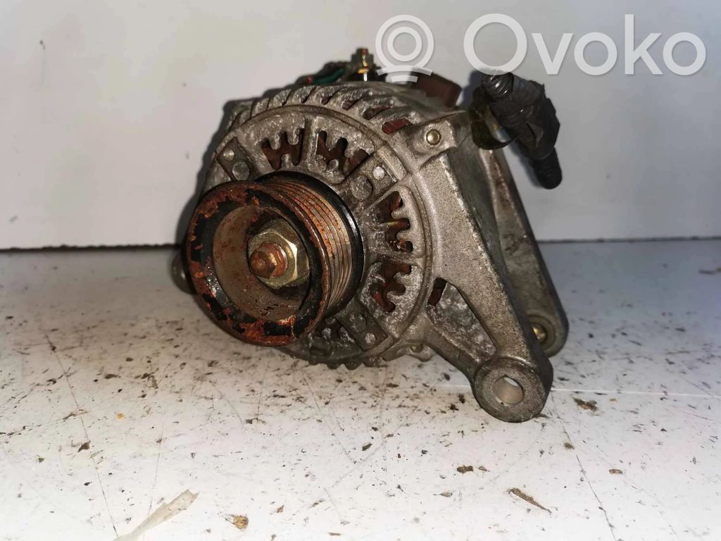 Toyota Corolla E120 E130 Ģenerators 
