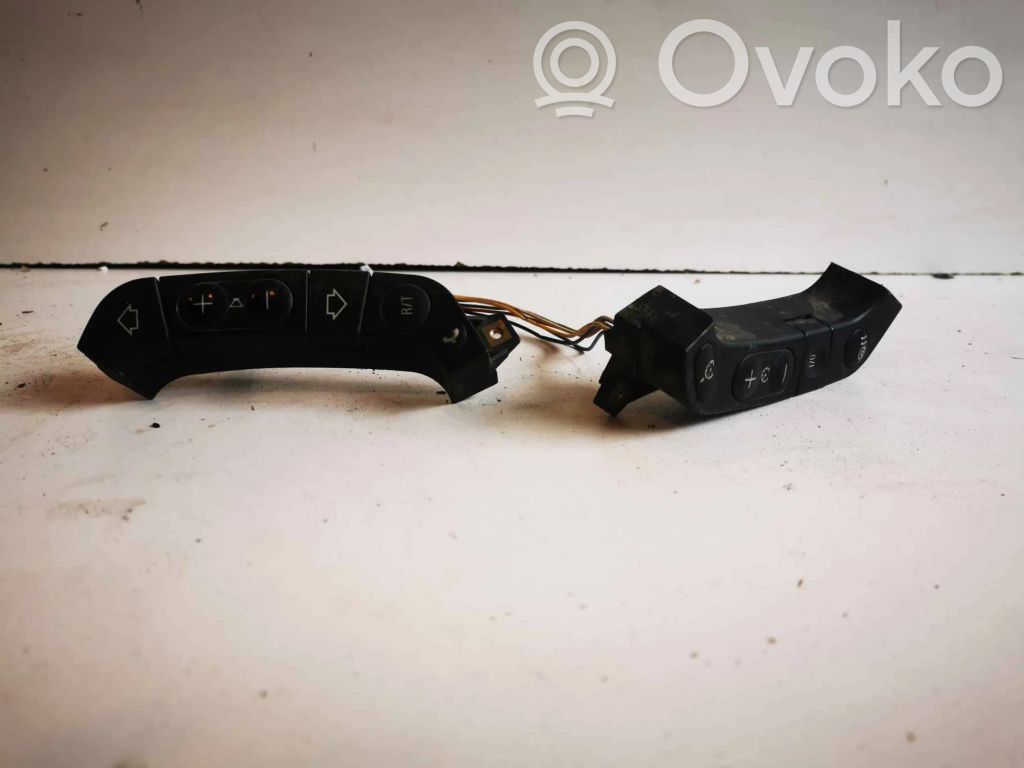 BMW 7 E38 Pulsanti/interruttori sul volante 