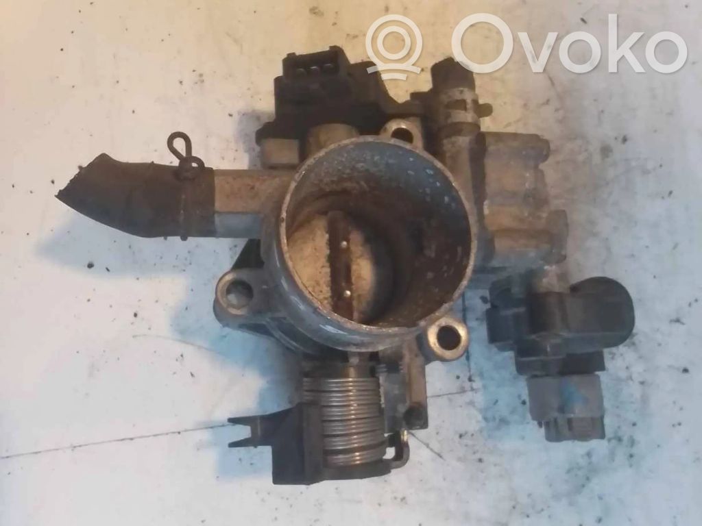 Toyota Corolla E120 E130 Droselinė sklendė 