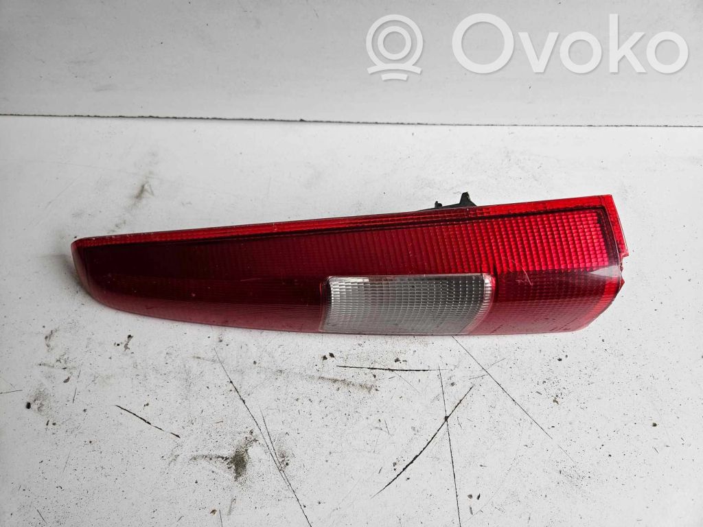 Volvo S70  V70  V70 XC Galinis žibintas kėbule 