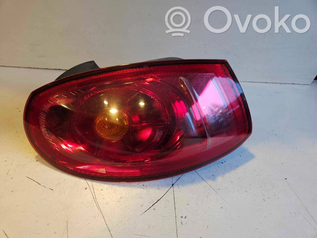 Fiat Bravo Aizmugurējais lukturis virsbūvē 