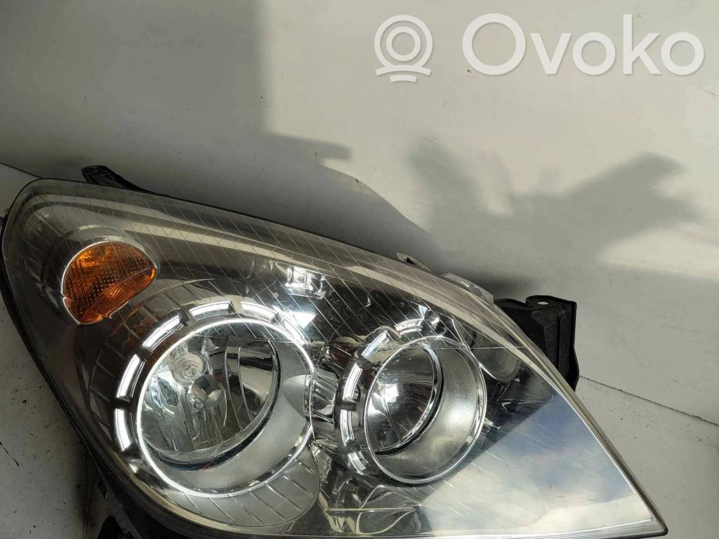 Opel Astra H Scheinwerfer 