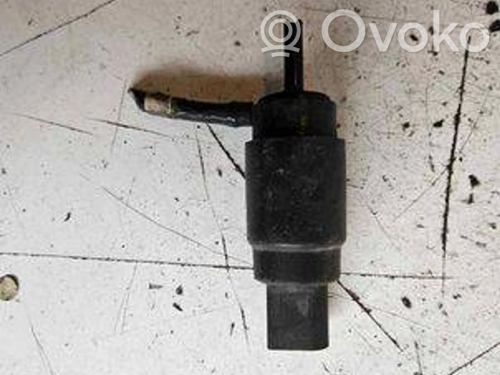 Mercedes-Benz Vito Viano W639 Windscreen/windshield washer pump 