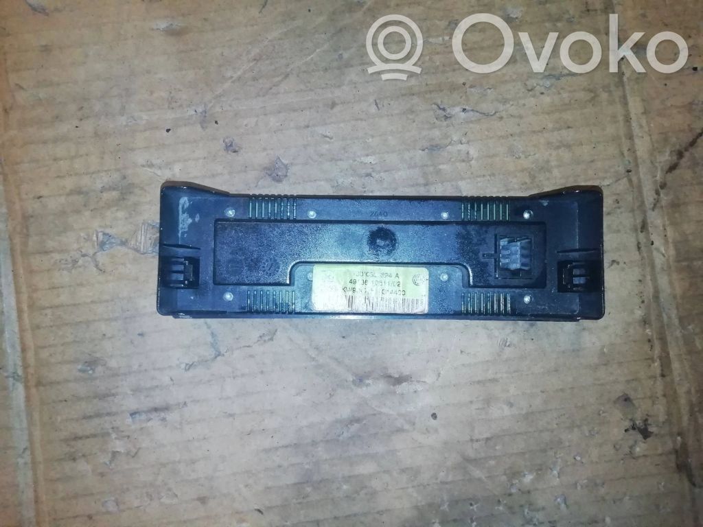 Volkswagen Golf IV Amplificador de sonido 
