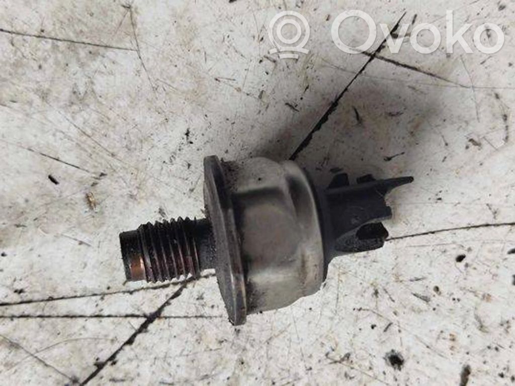 Peugeot 407 Sensor de presión de combustible 
