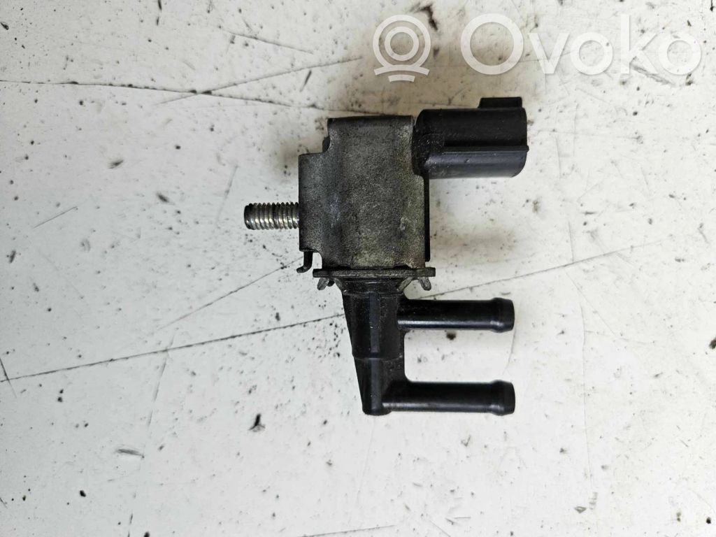 Nissan Almera N16 Solenoīda vārsts 
