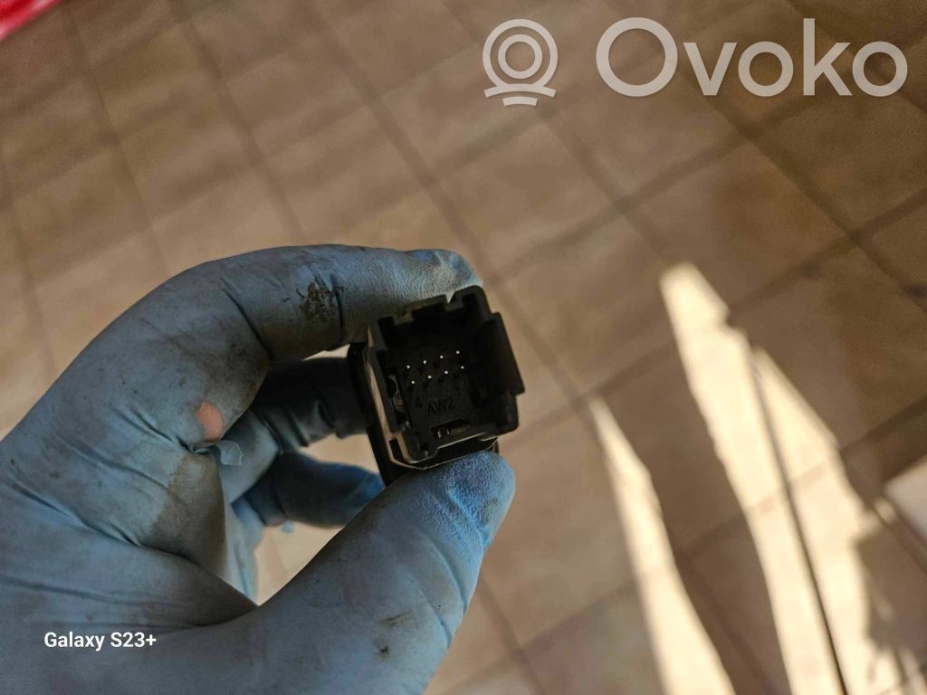 Engine start stop button switch   20795321,22020MR0N