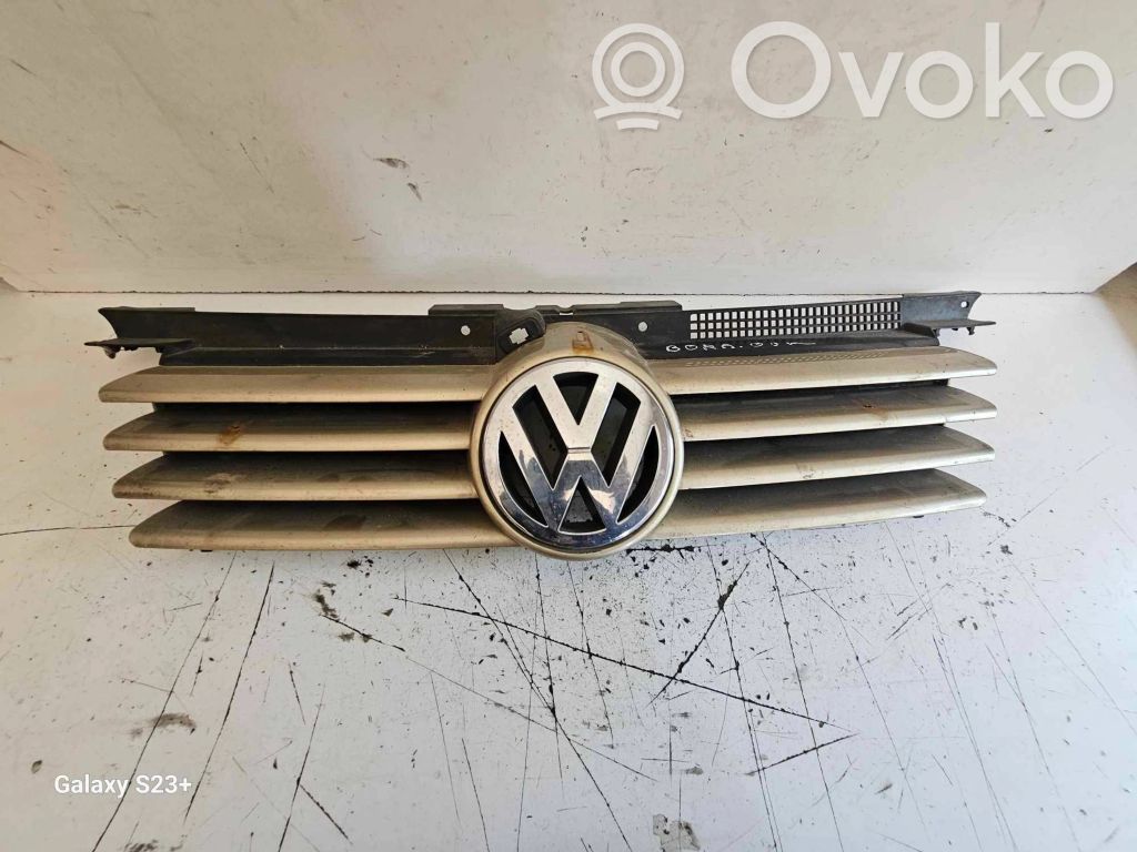 Volkswagen Bora Etusäleikkö 