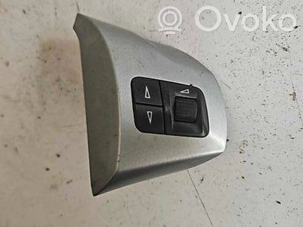 Opel Corsa D Interrupteur / bouton multifonctionnel 