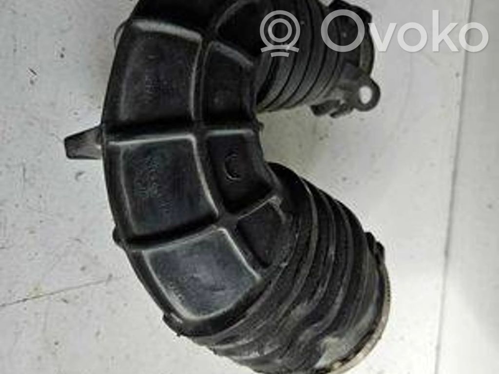 Audi A6 S6 C6 4F Ilmanoton letku 