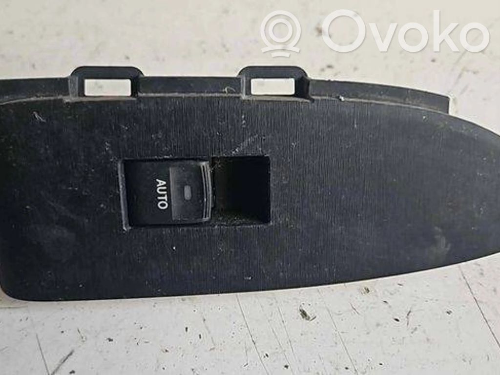 Toyota Prius (XW30) Comutator comandă geamuri electrice 