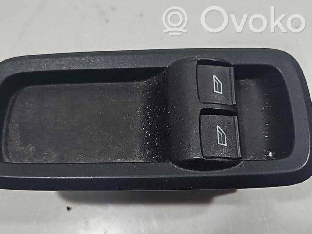 Ford Fiesta Electric window control switch 