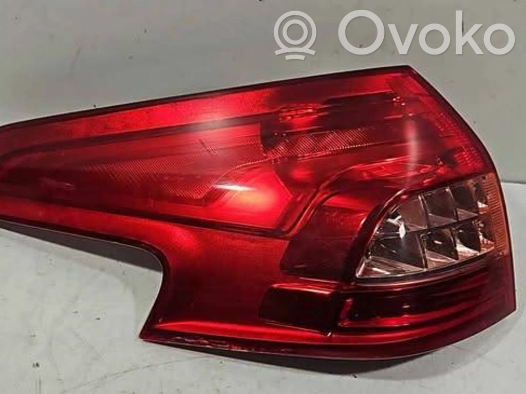 Citroen C5 Aizmugurējais lukturis virsbūvē 