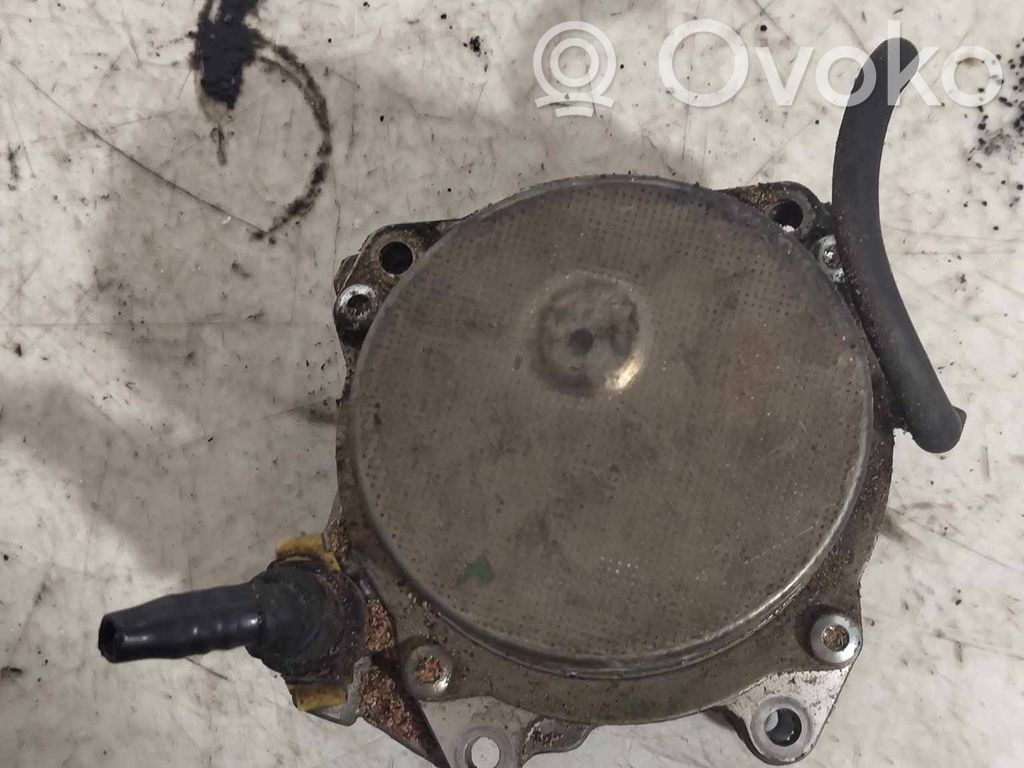 Opel Zafira B Pompa podciśnienia / Vacum 