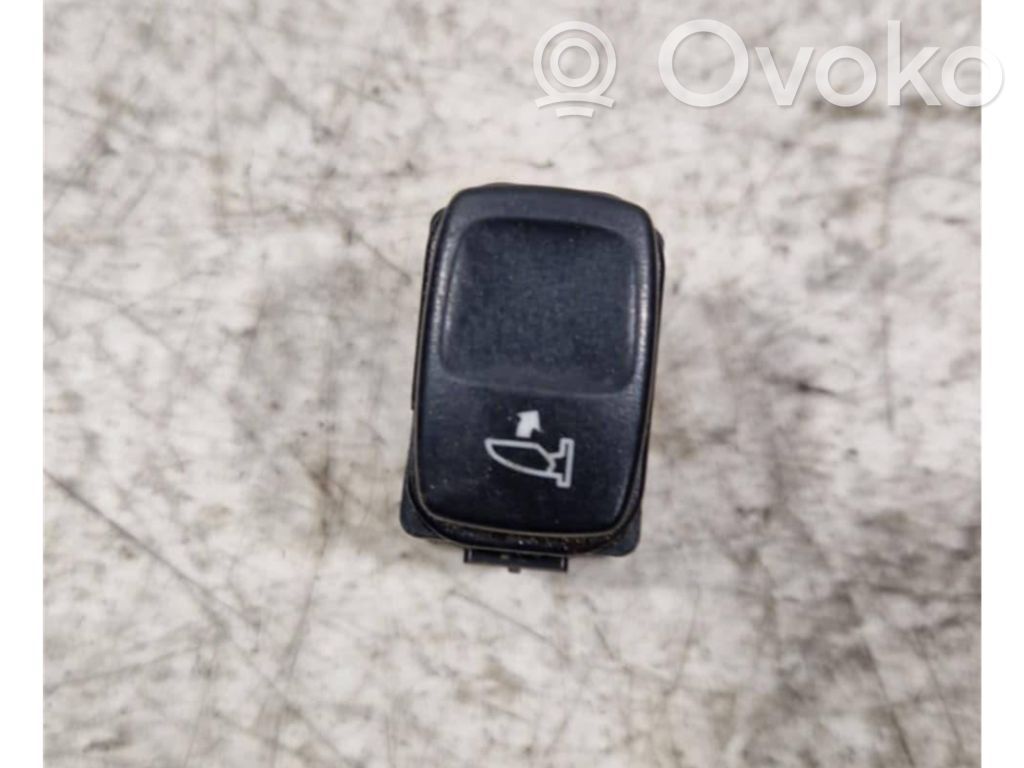 Volvo XC90 Wing mirror switch 