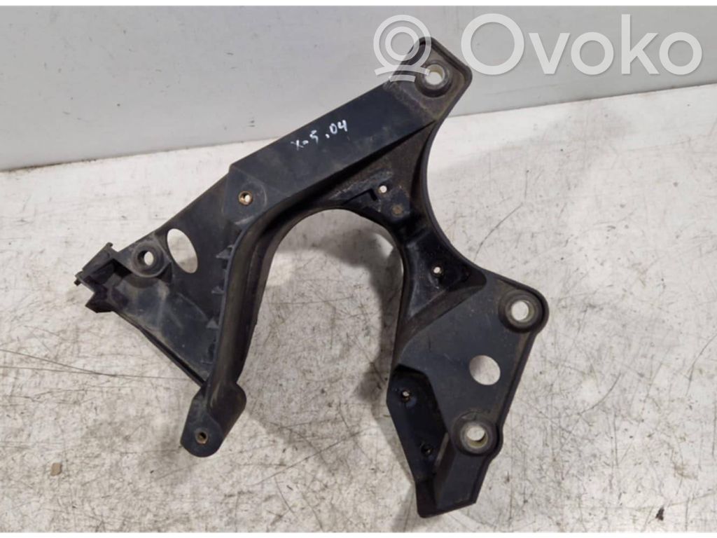 BMW X5 E53 Power steering pump mounting bracket 