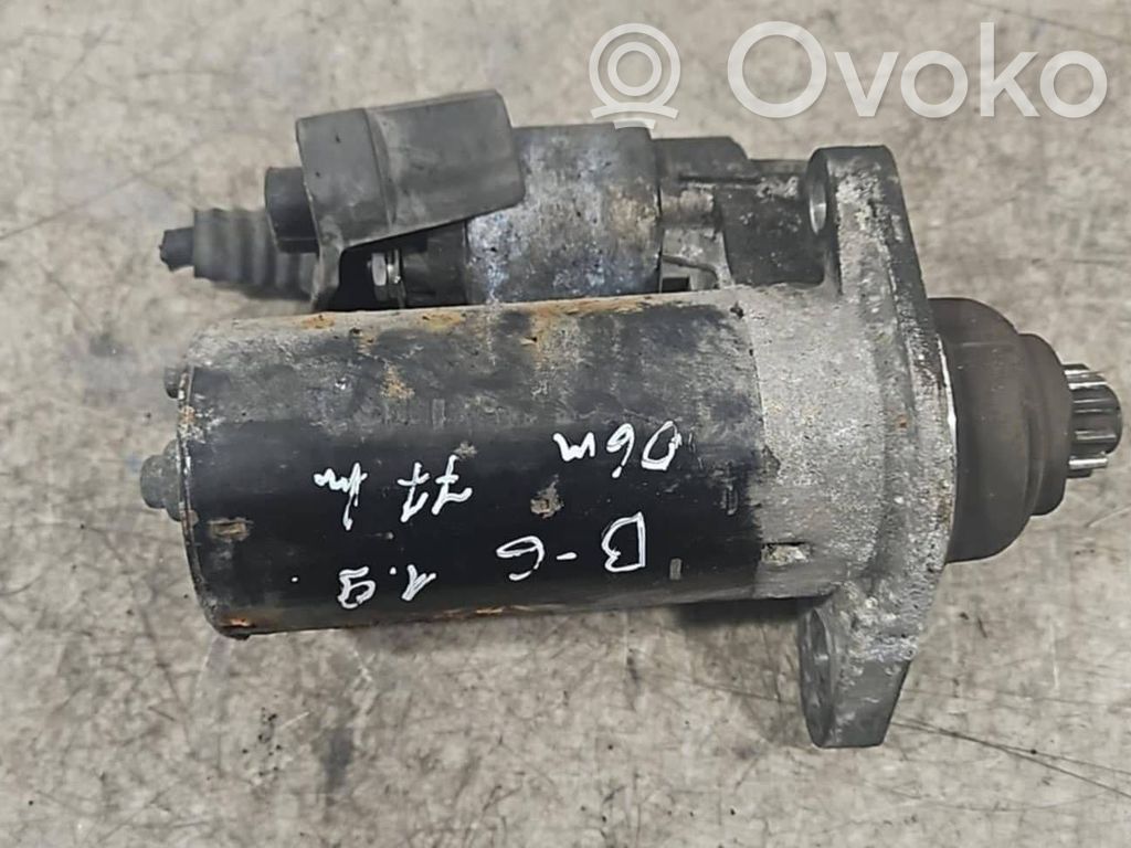 Volkswagen PASSAT B6 Starter motor 
