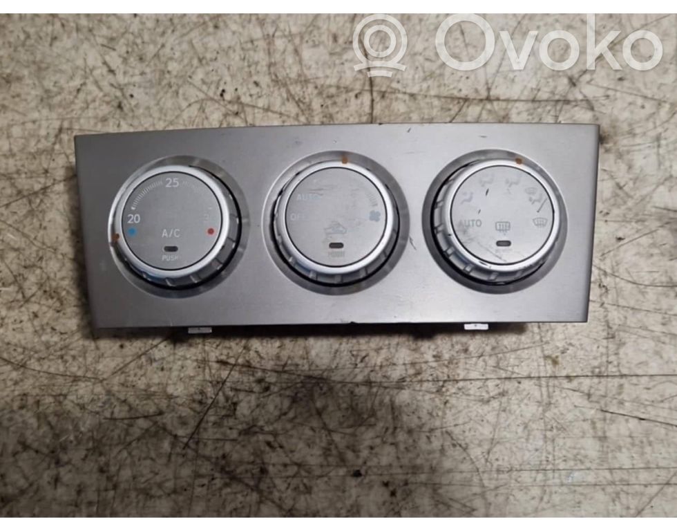 Subaru Forester SG Climate control unit 