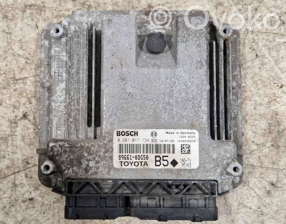 Toyota Auris 150 Engine control unit/module 