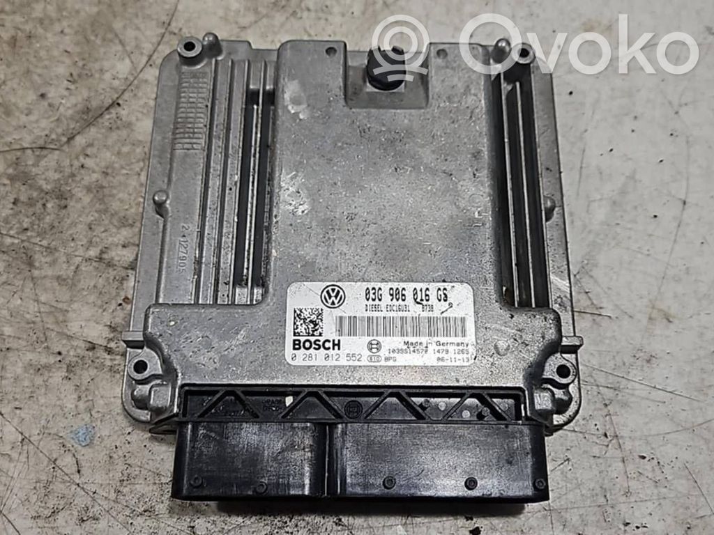 Volkswagen PASSAT B6 Engine control unit/module 