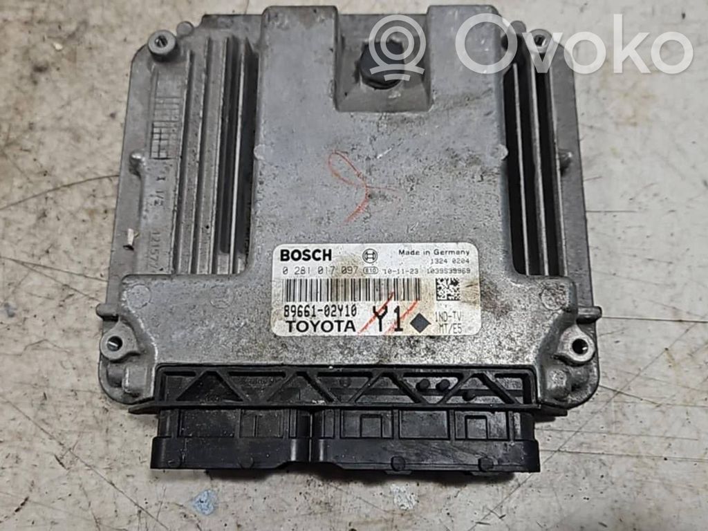 Toyota Auris 150 Engine control unit/module 