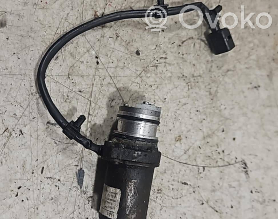 BMW 5 F10 F11 Rear gearbox reducer/haldex oil pump 