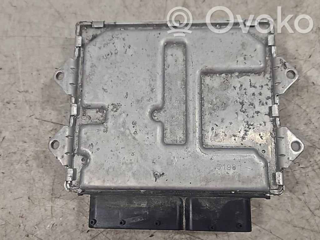Opel Combo D Engine control unit/module 