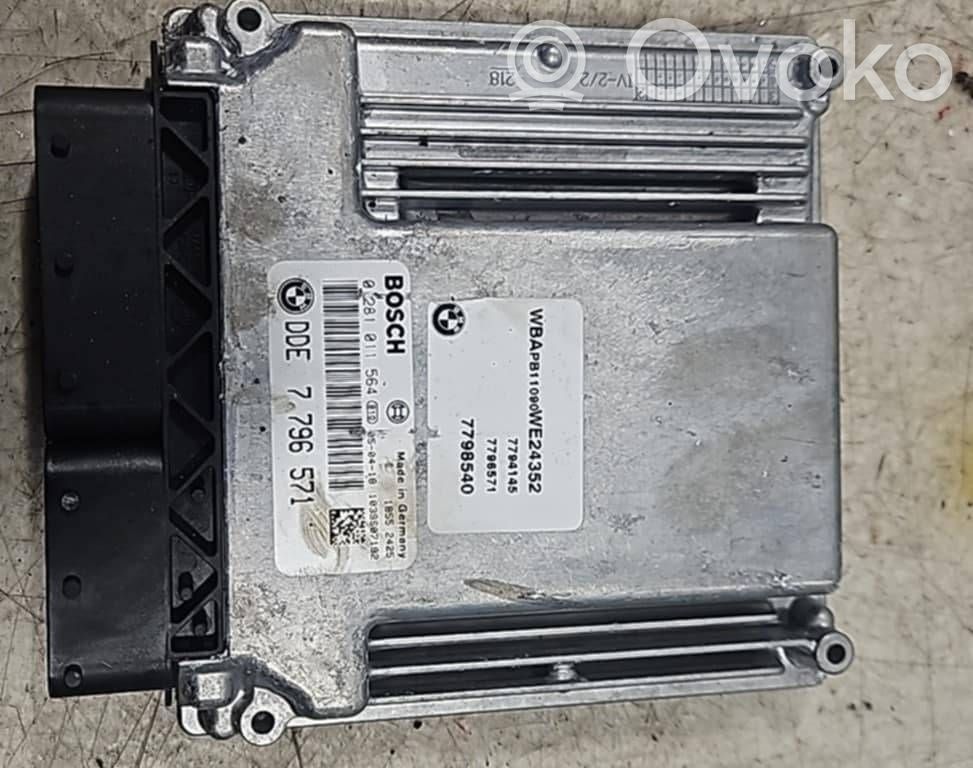 BMW X3 E83 Engine control unit/module 