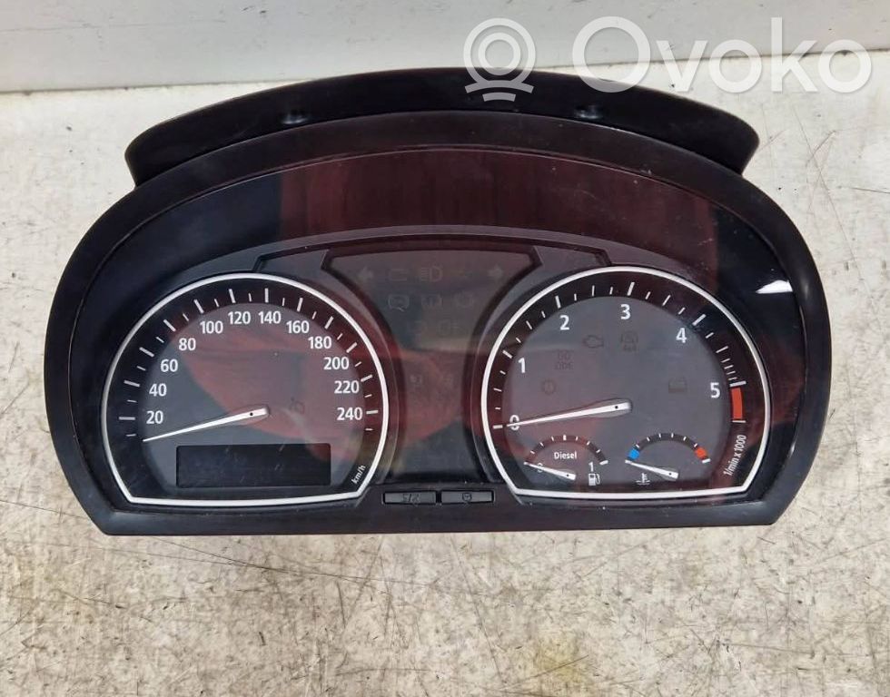BMW X3 E83 Speedometer (instrument cluster) 