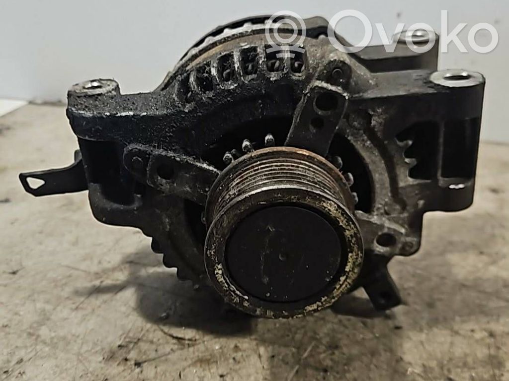 Toyota RAV 4 (XA30) Alternator 