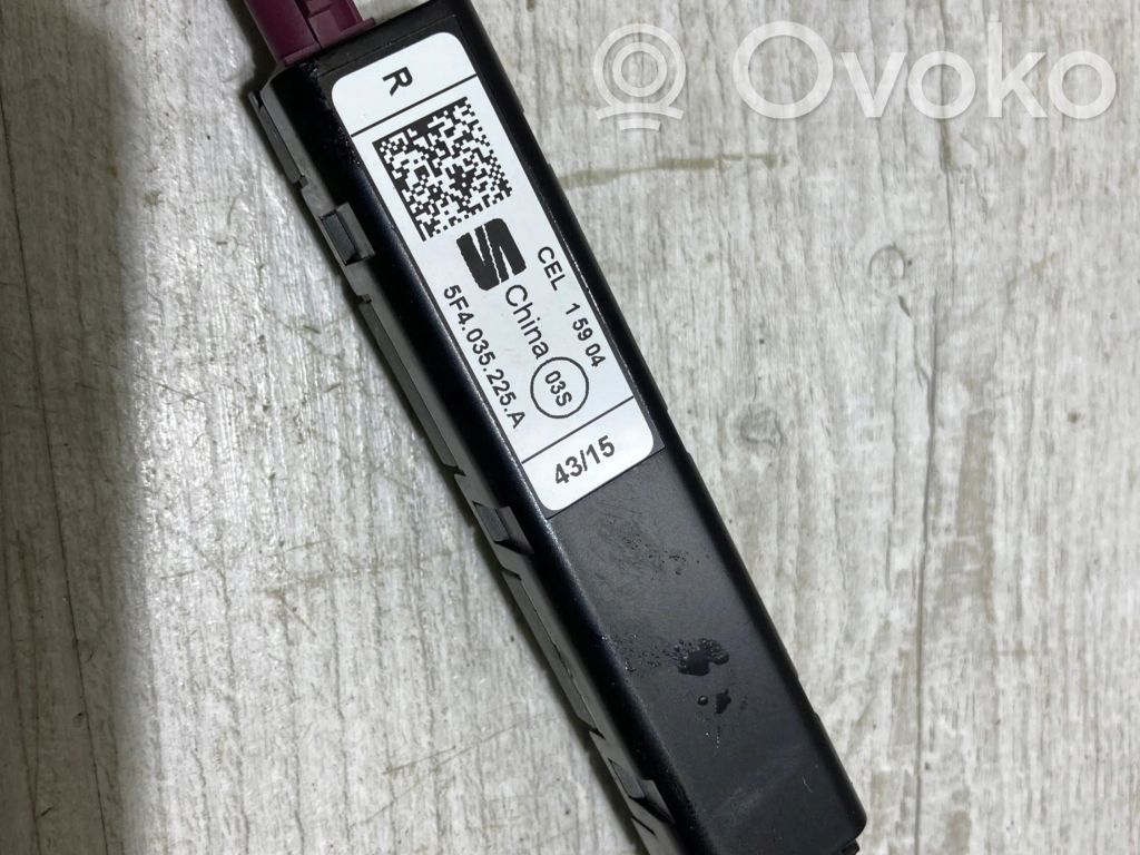 Seat Leon (5F) Aerial antenna amplifier 