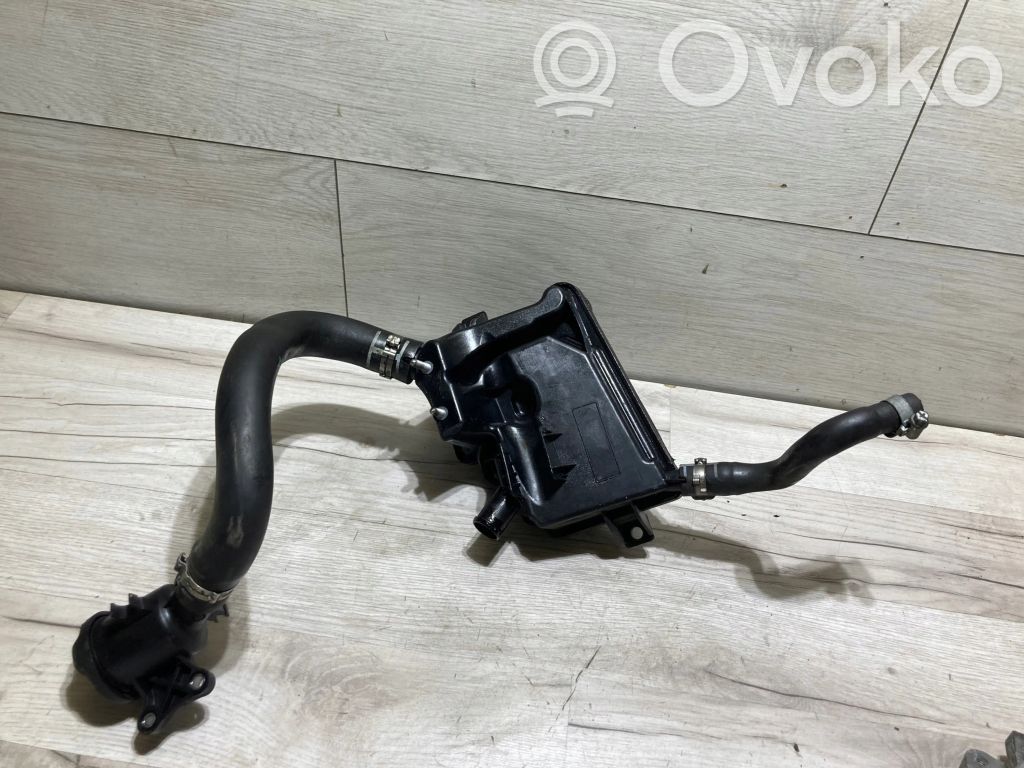 Jaguar XF X250 Odpowietrznik / Separator oleju 