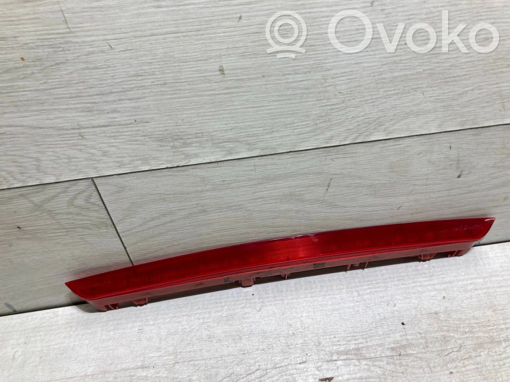 Renault Clio V Third/center stoplight 