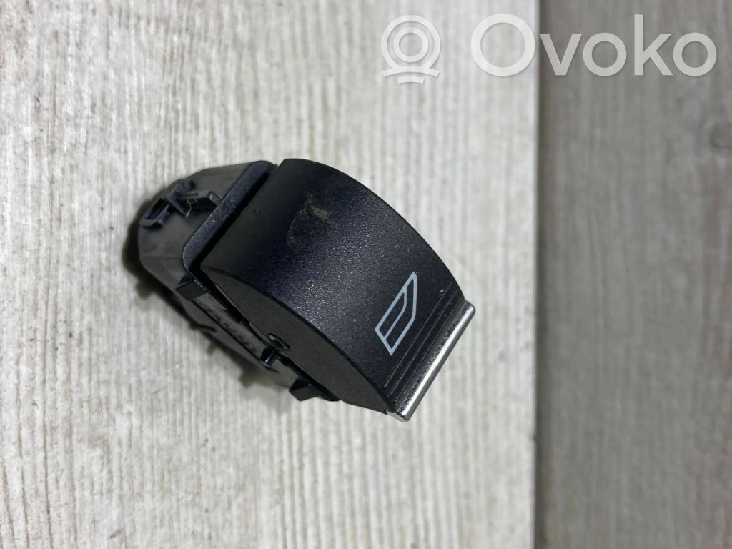 Ford B-MAX Electric window control switch 
