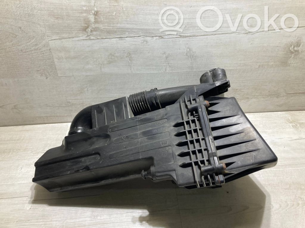 Ford B-MAX Air filter box 