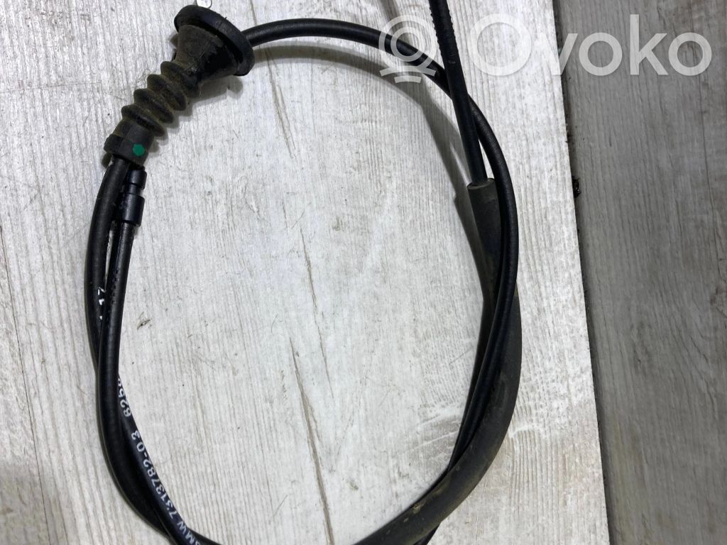 BMW 1 F20 F21 Dzinēja pārsega slēdzenes trosīte 