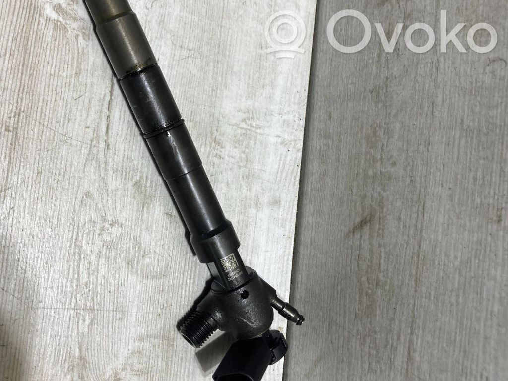 Inyector de combustible   04L130277BD