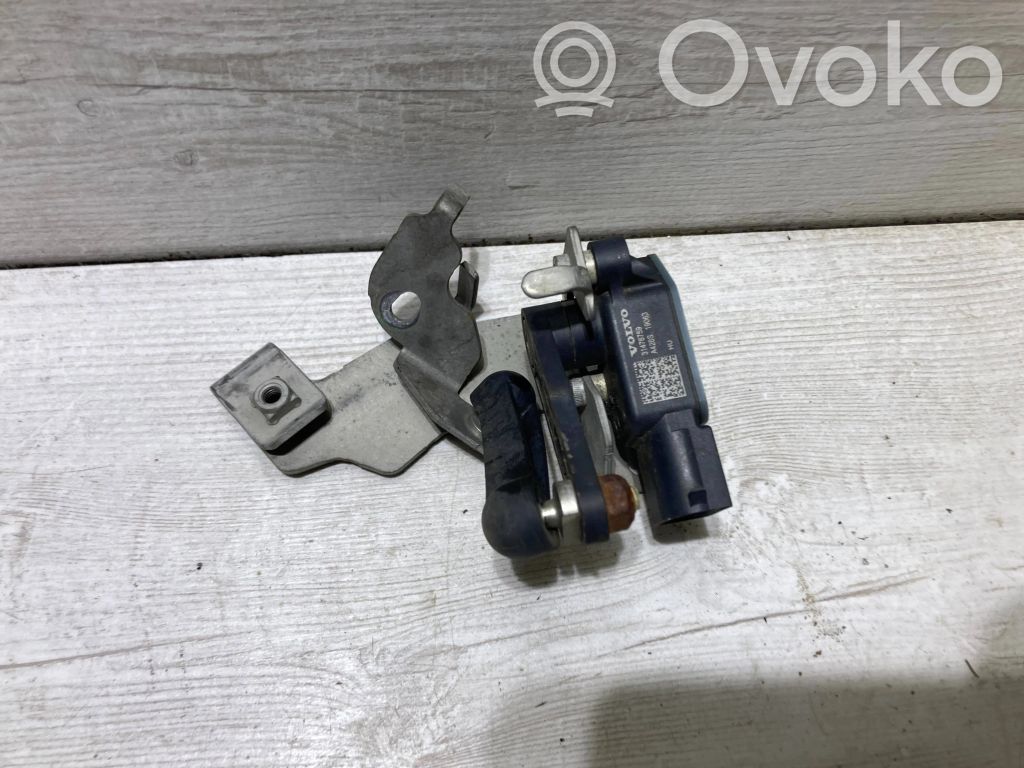 Volvo V60 Rear height level sensor lever 