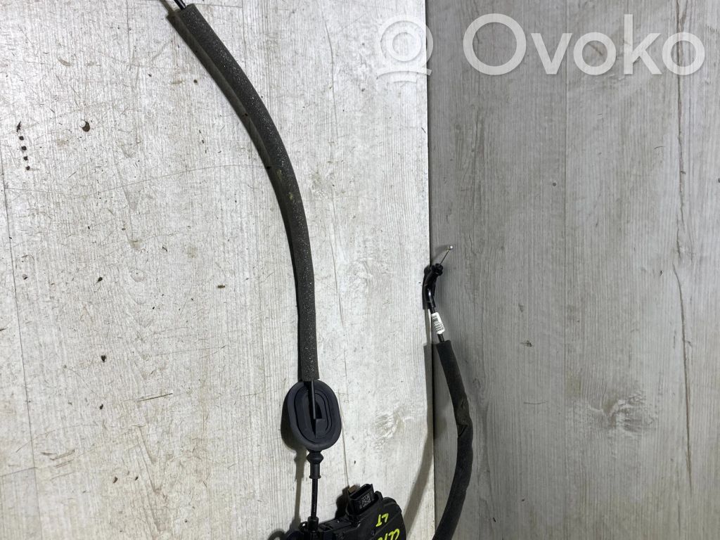 Renault Clio V Galinių durų spyna 