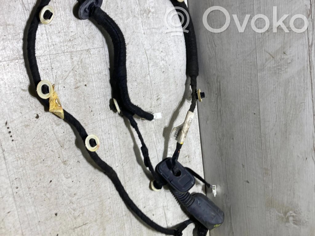 Renault Clio V Cableado de puerta trasera 