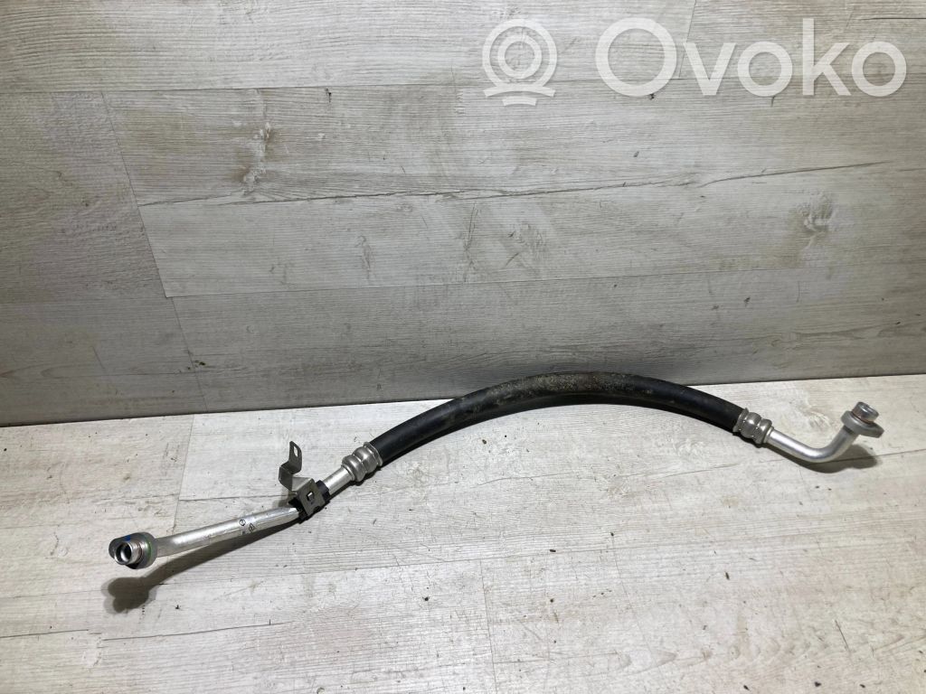 Renault Clio V Ilmastointilaitteen putki (A/C) 