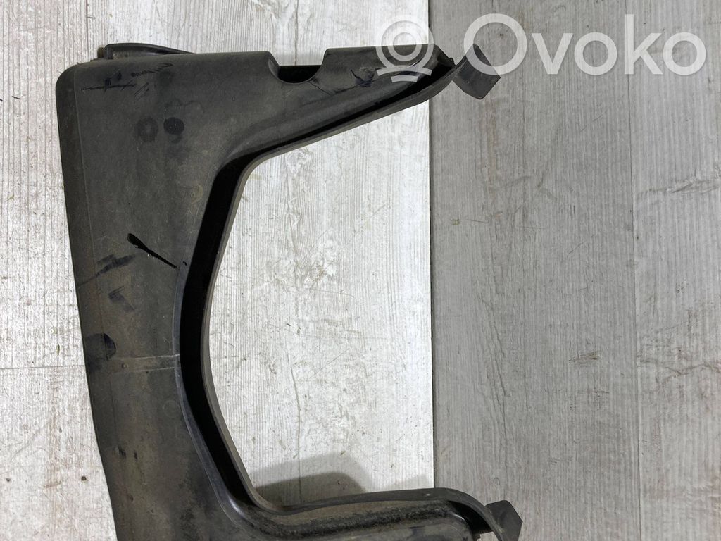 Audi A4 S4 B9 Muu moottoritilan osa 