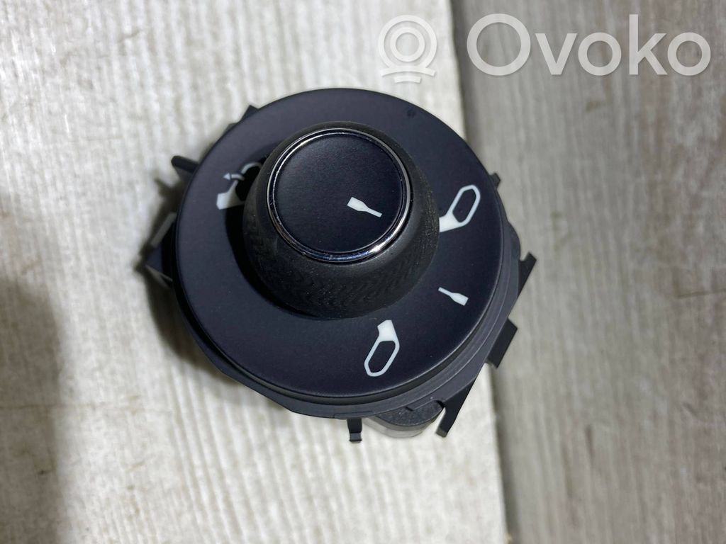 Citroen C3 Wing mirror switch 
