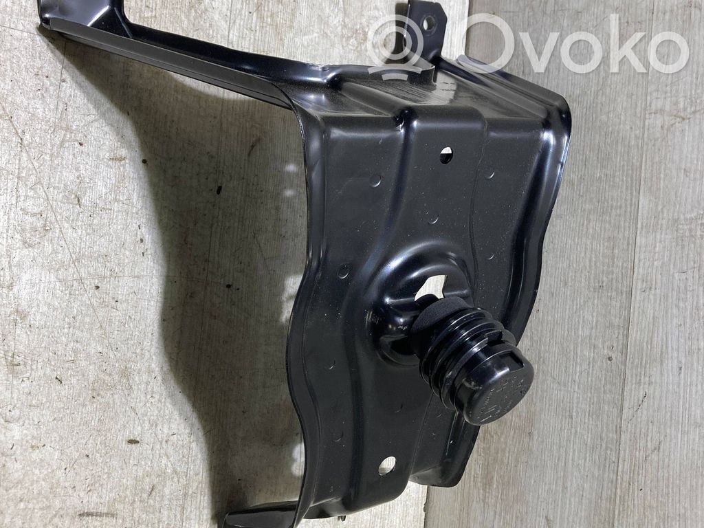 Audi A4 S4 B9 Spare wheel mounting bracket 