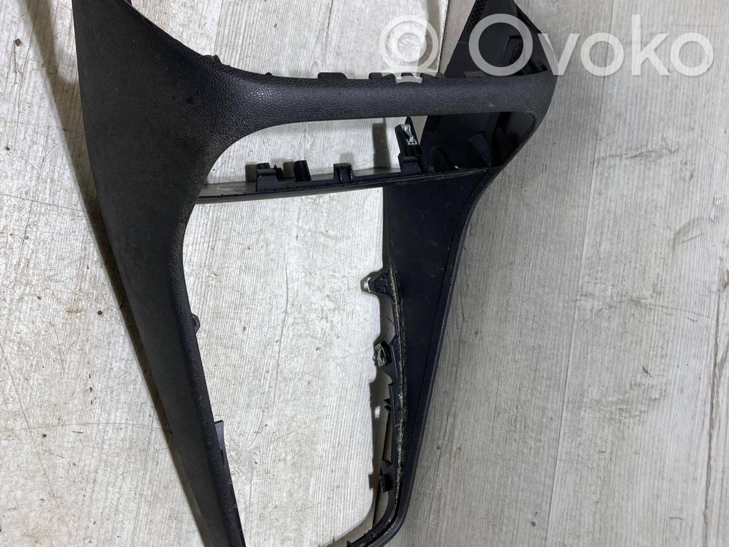 Ford Fiesta Muu keskikonsolin (tunnelimalli) elementti 