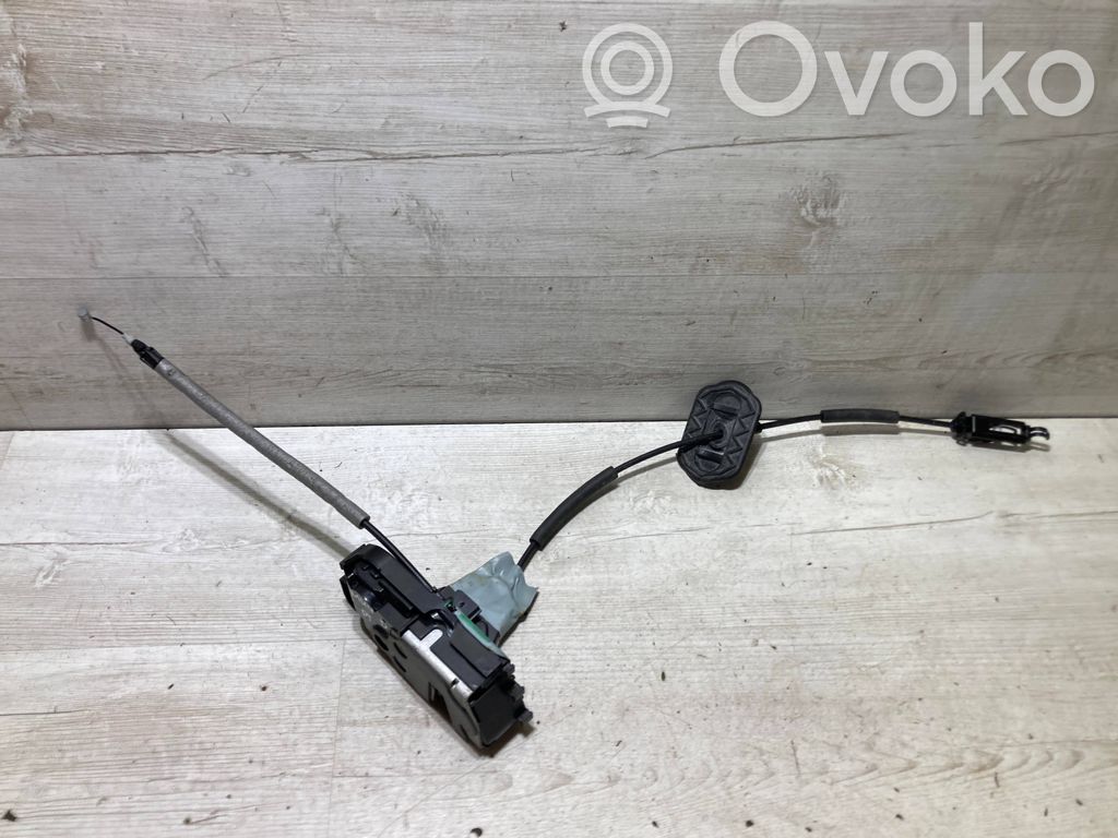 Ford Focus Aizmugurē slēdzene 