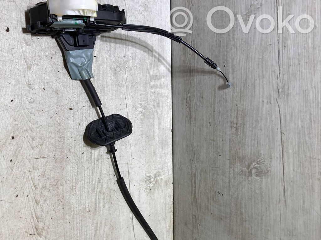 Ford Focus Front door lock 