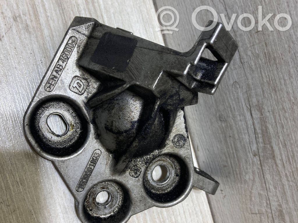 Peugeot Expert Engine mounting bracket 